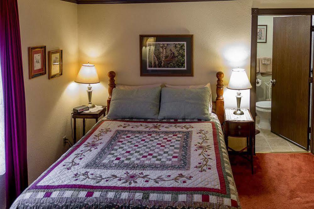 Highland Glen Lodge B&B Анкъридж Екстериор снимка