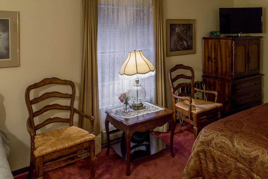 Highland Glen Lodge B&B Анкъридж Екстериор снимка